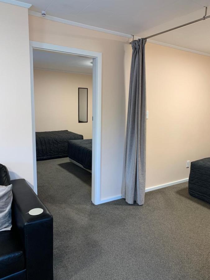 Kingswood Motel Waimate Exterior photo